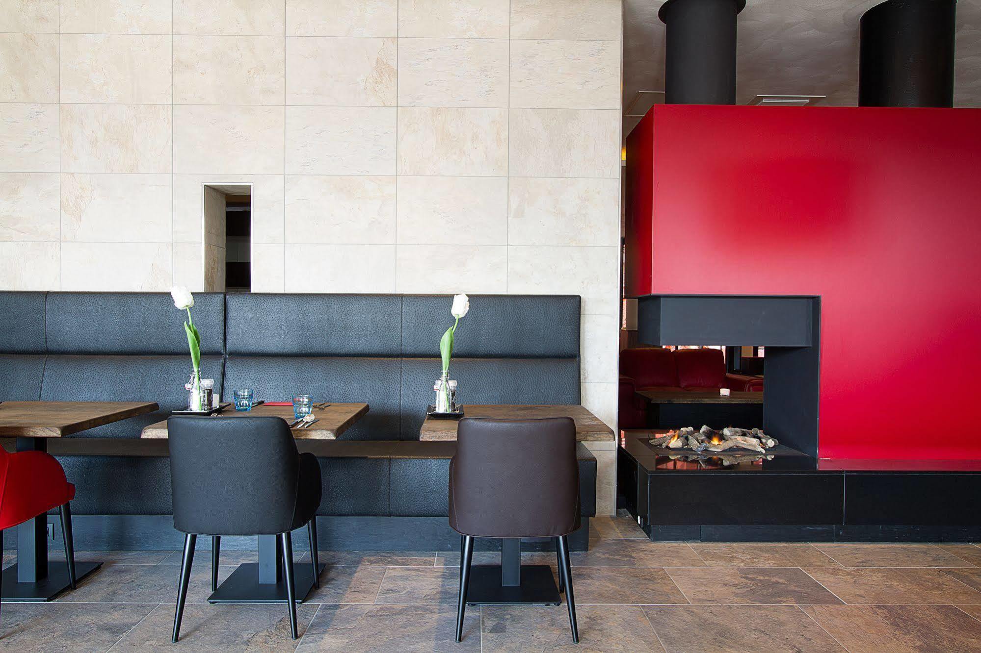 Bastion Hotel Eindhoven Waalre Bagian luar foto