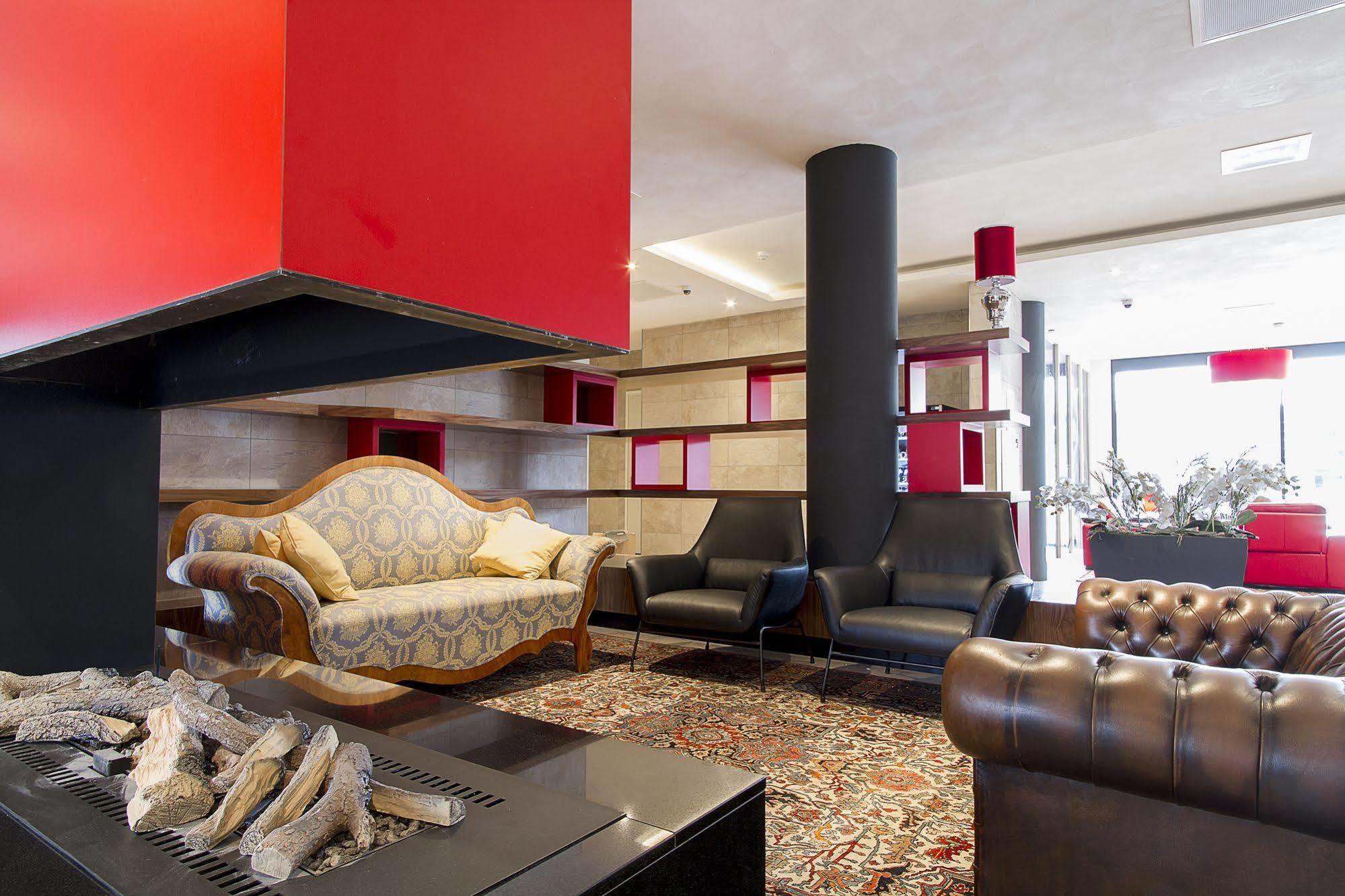 Bastion Hotel Eindhoven Waalre Bagian luar foto