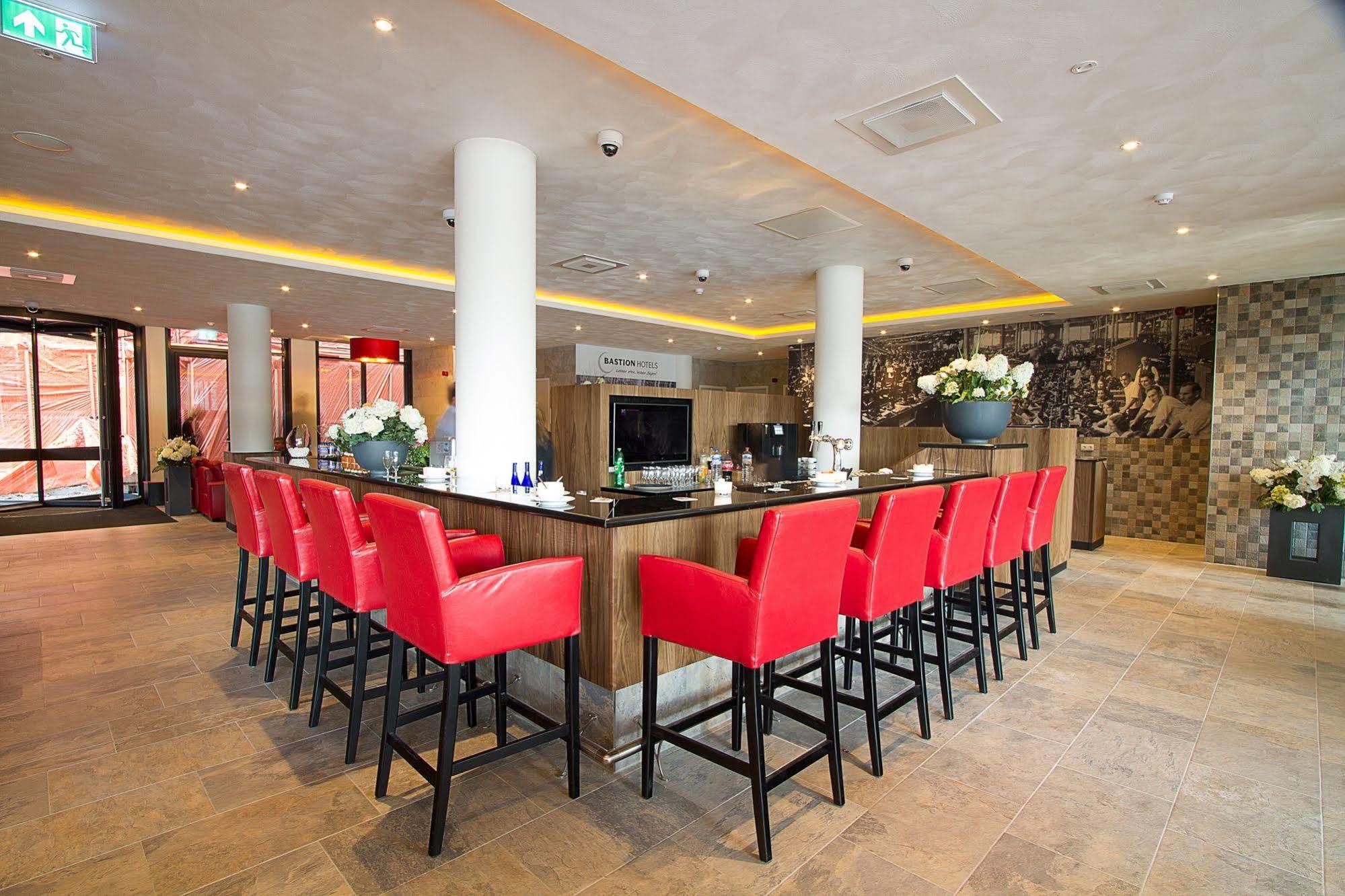Bastion Hotel Eindhoven Waalre Bagian luar foto