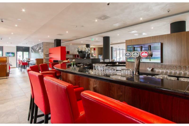 Bastion Hotel Eindhoven Waalre Bagian luar foto