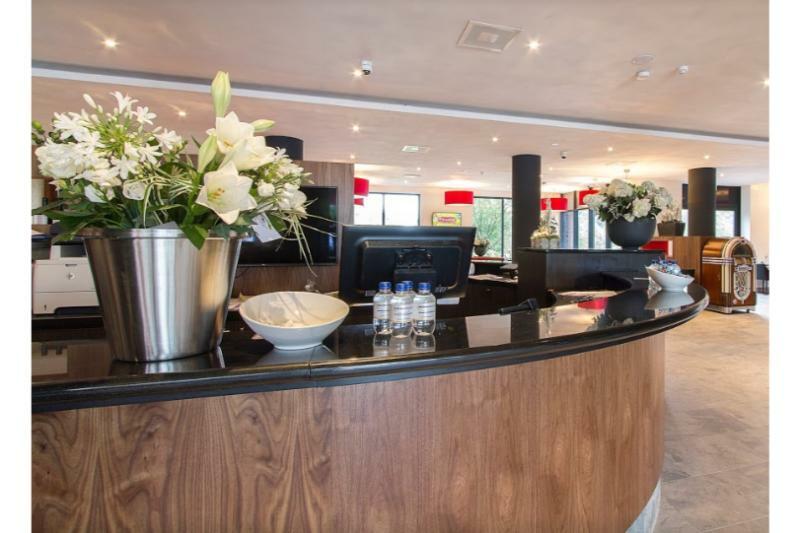 Bastion Hotel Eindhoven Waalre Bagian luar foto