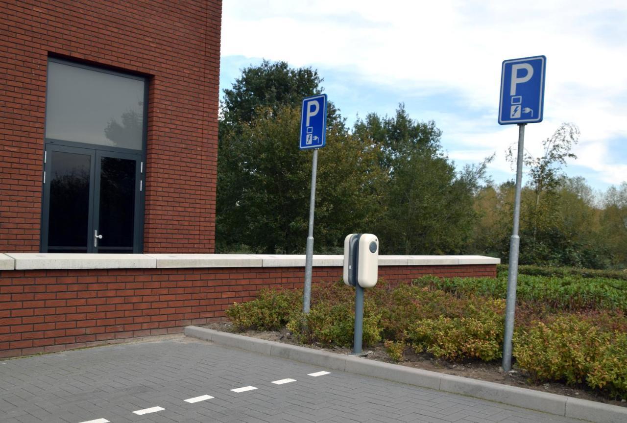 Bastion Hotel Eindhoven Waalre Bagian luar foto